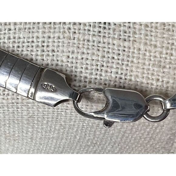 Italian Genuine Solid Sterling Silver 6mm 18" Omega Chain Layering Necklace - Picture 5 of 8